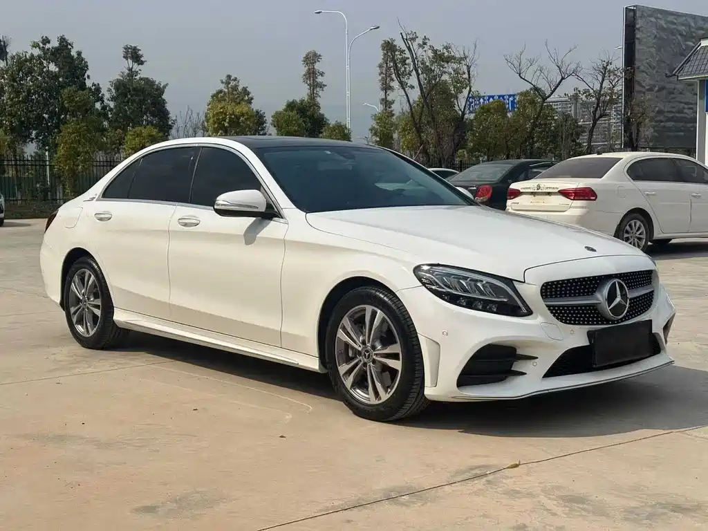 Mercedes-Benz C-Class 2020 — фото 2