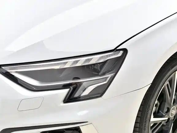 Audi A3 2023 — фото 19