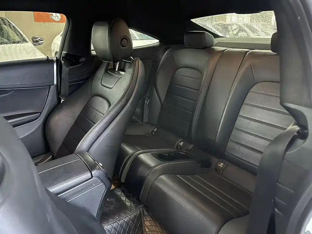 Mercedes-Benz C-Class 2018 — фото 10