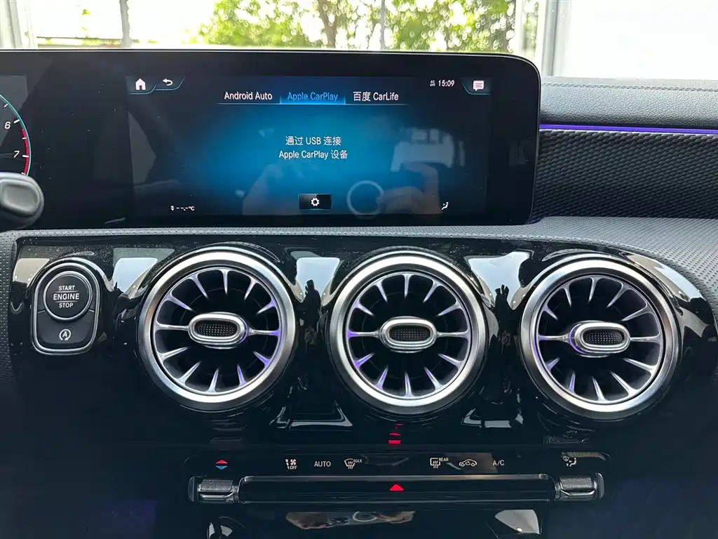 Mercedes-Benz A-Class 2021 — фото 13