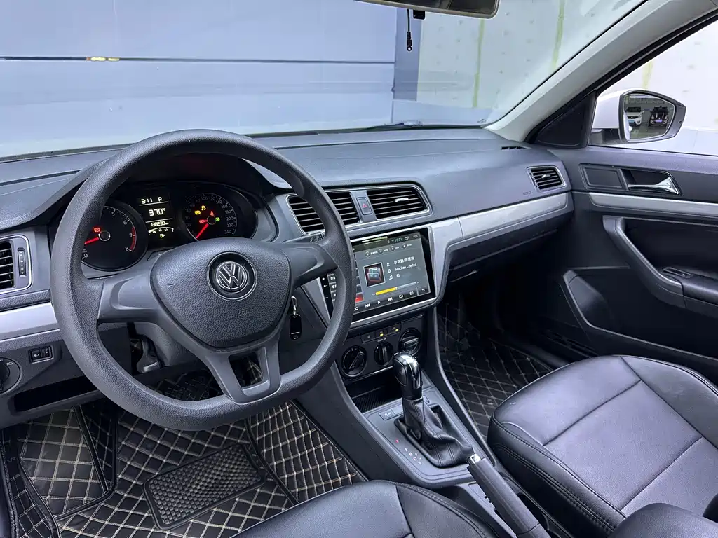Volkswagen Gran Lavida 2016 — фото 10