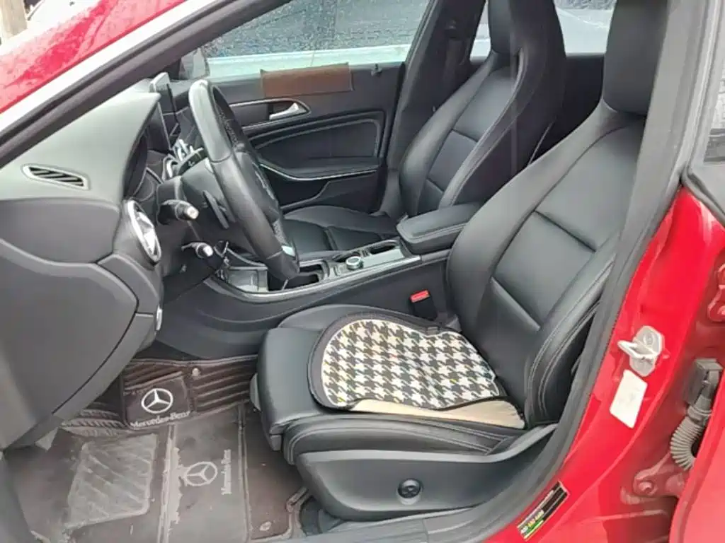 Mercedes-Benz CLA 2017 — фото 15