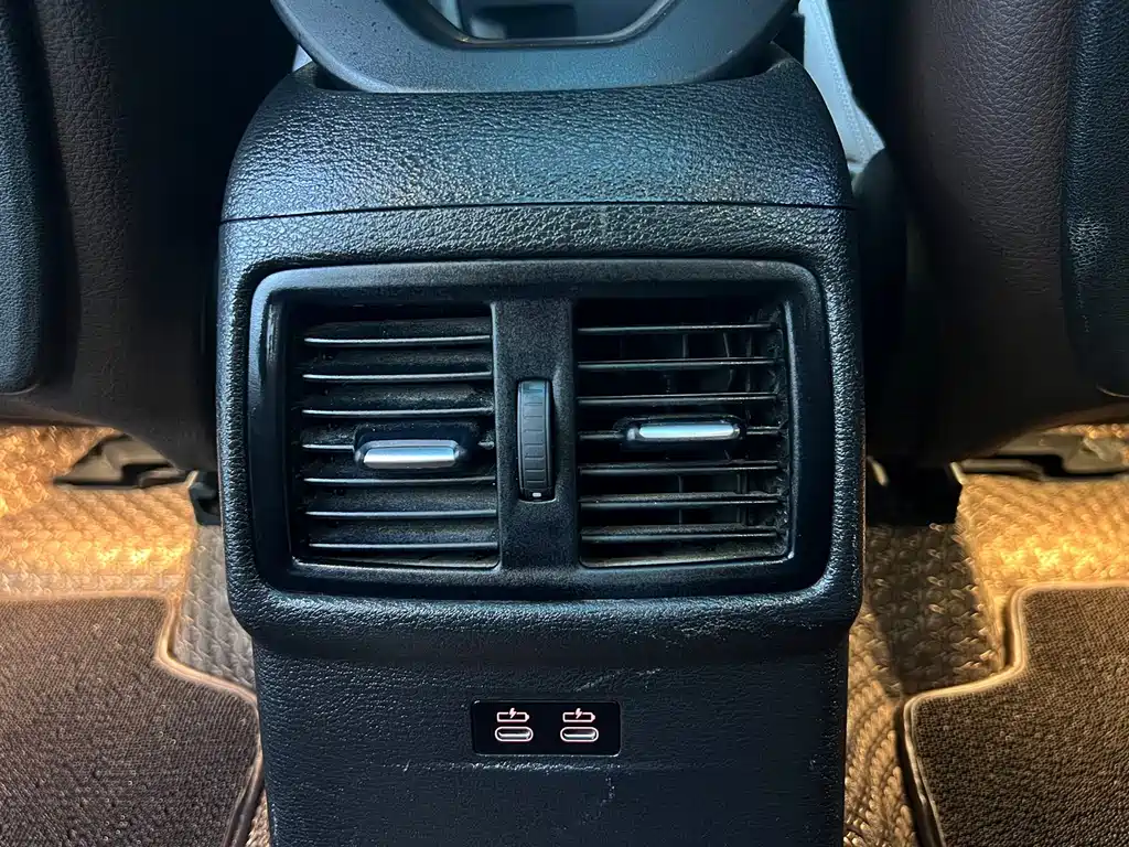 BMW X1 2022 — фото 12