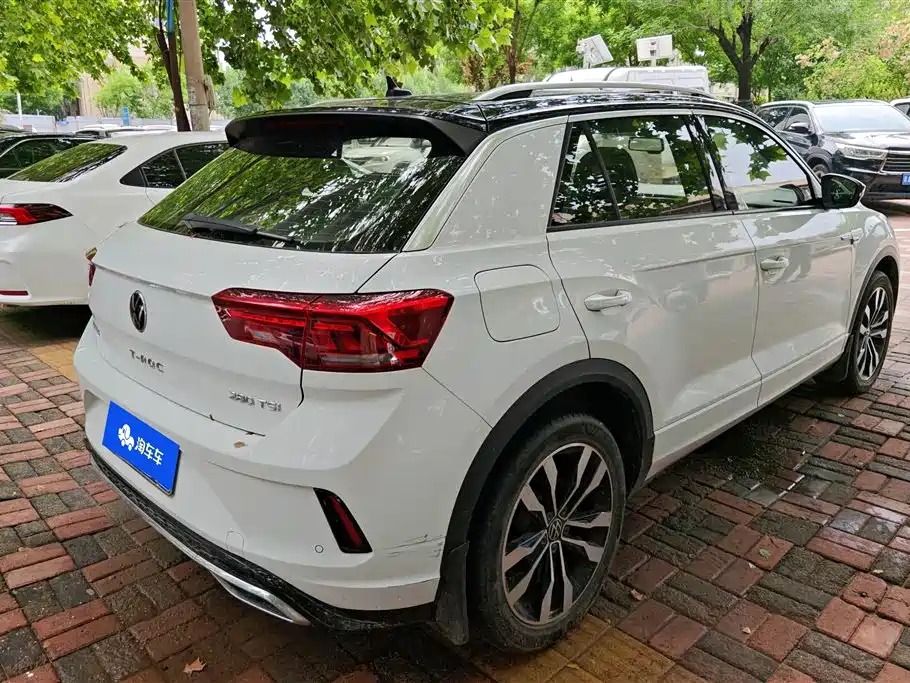 Volkswagen T-Roc 2021 — фото 3