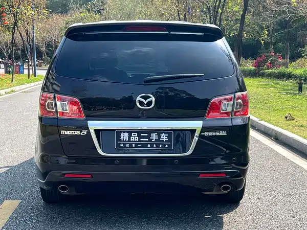 Mazda 8 2013