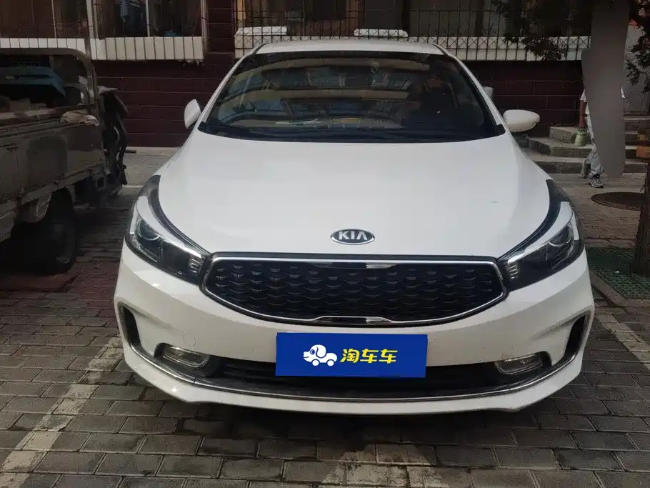 Kia K3 2016