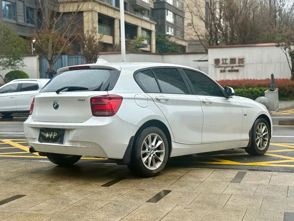 BMW 1 Series 2014 — фото 15