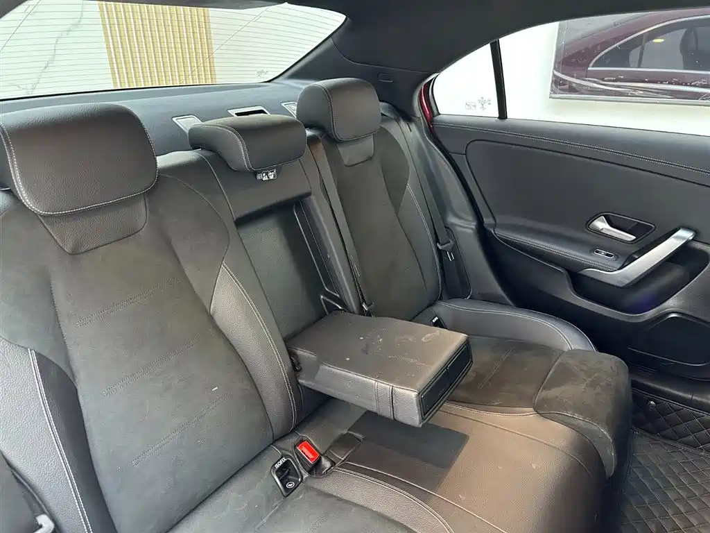 Mercedes-Benz A-Class 2021 — фото 19