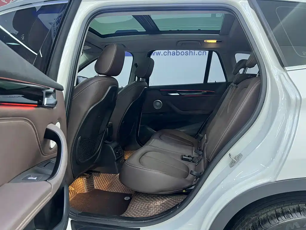 BMW X1 2022 — фото 13