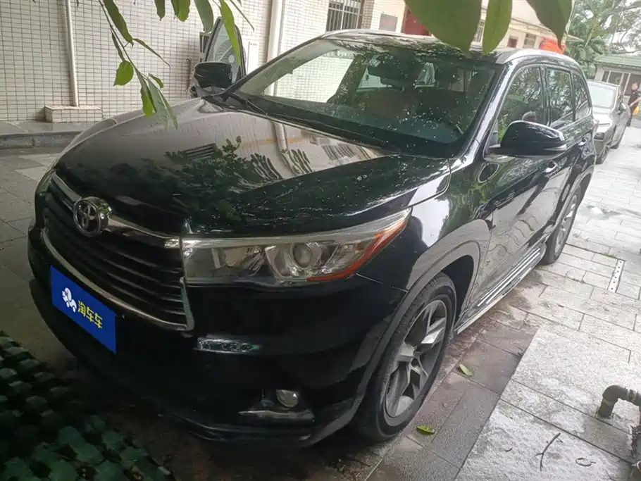 Toyota Highlander 2016