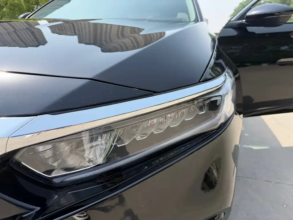 Honda Accord 2019 — фото 13