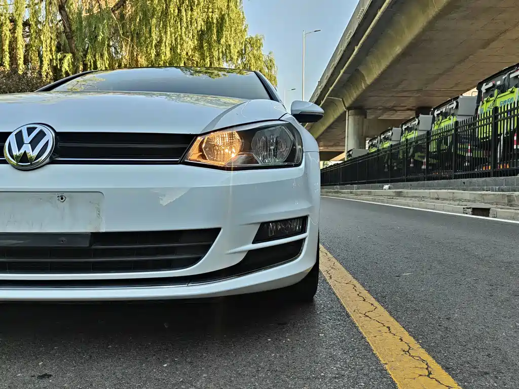Volkswagen Golf 2014