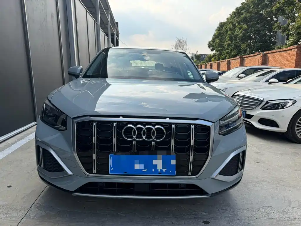 Audi Q2L 2022