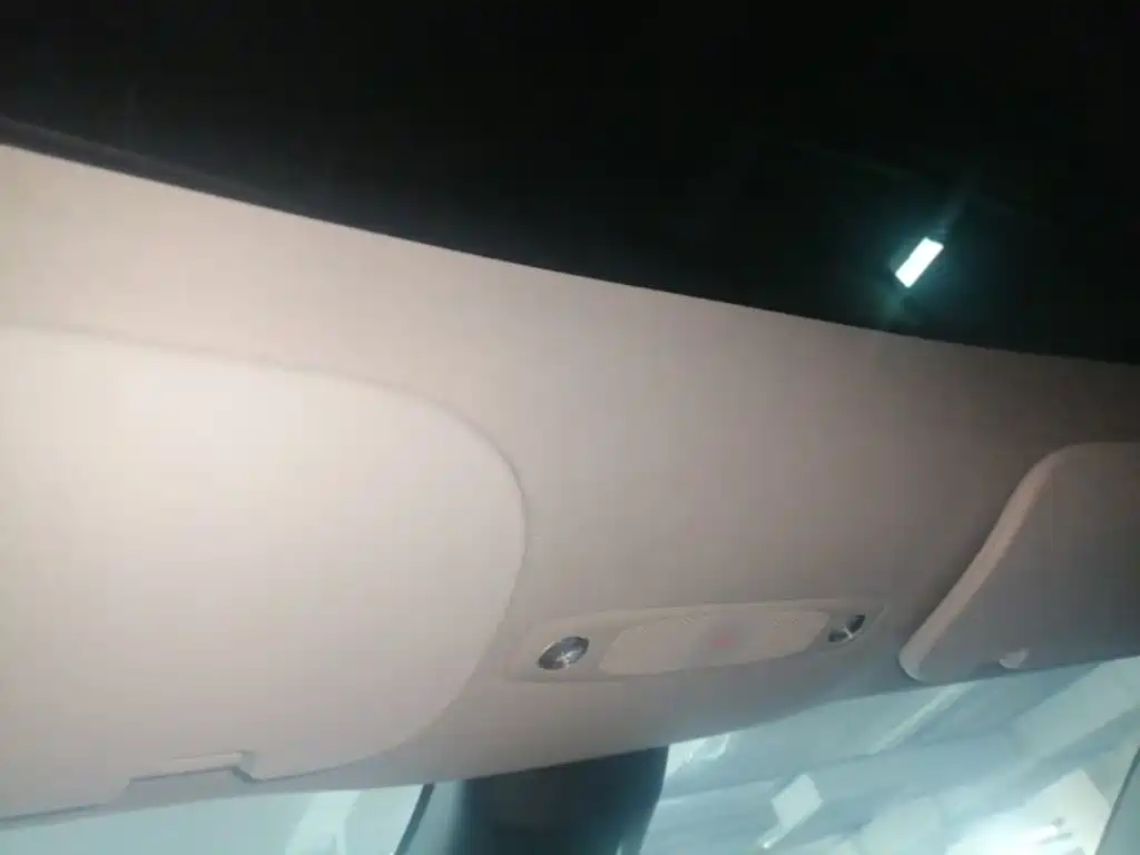 Tesla Model Y 2022 — фото 18