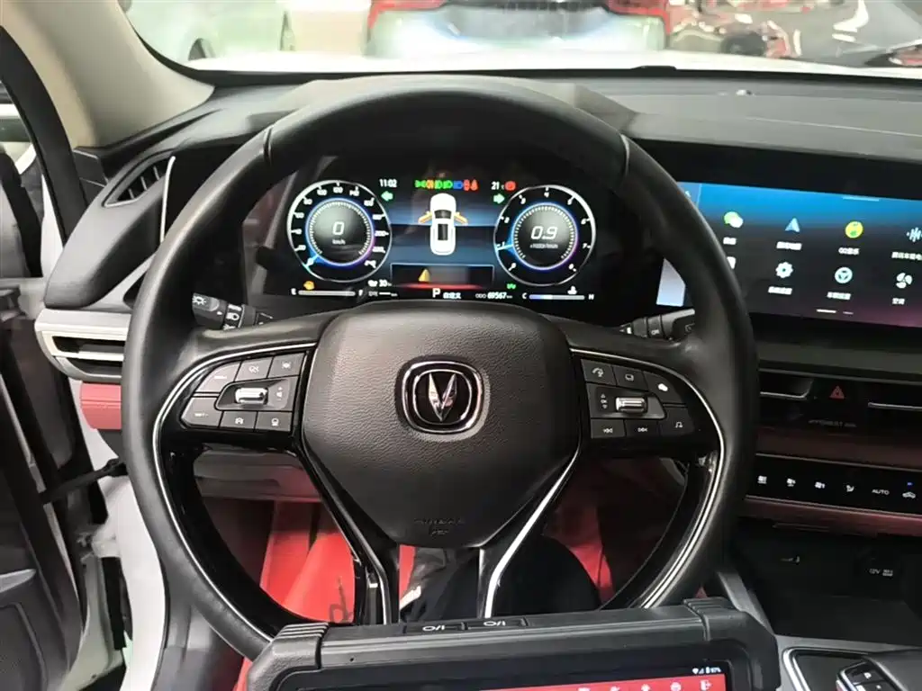 Changan CS75 PLUS 2021 — фото 11