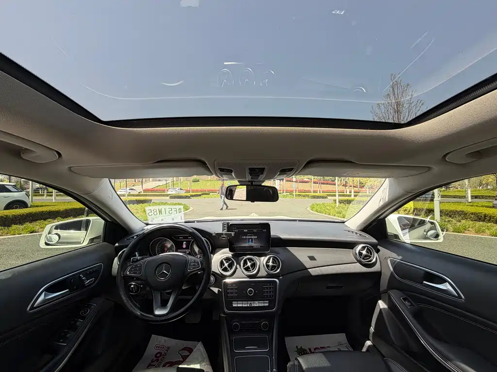 Mercedes-Benz GLA 2018 — фото 9