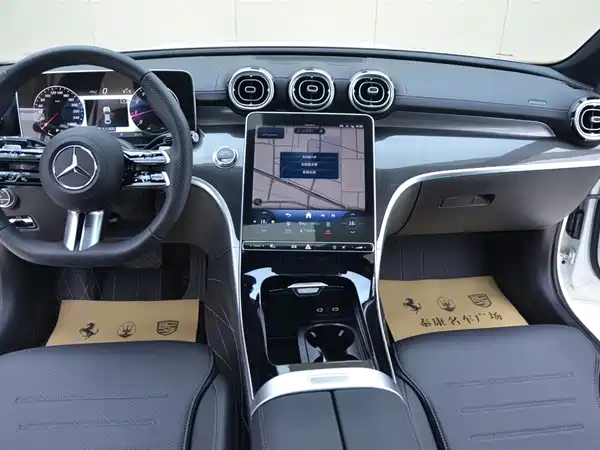 Mercedes-Benz C-Class 2024