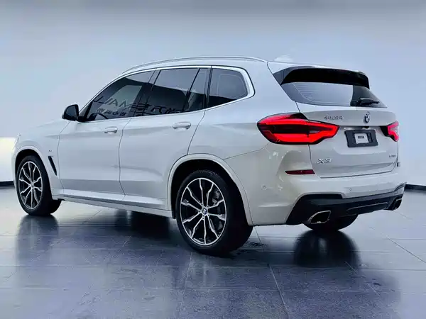 BMW X3 2021