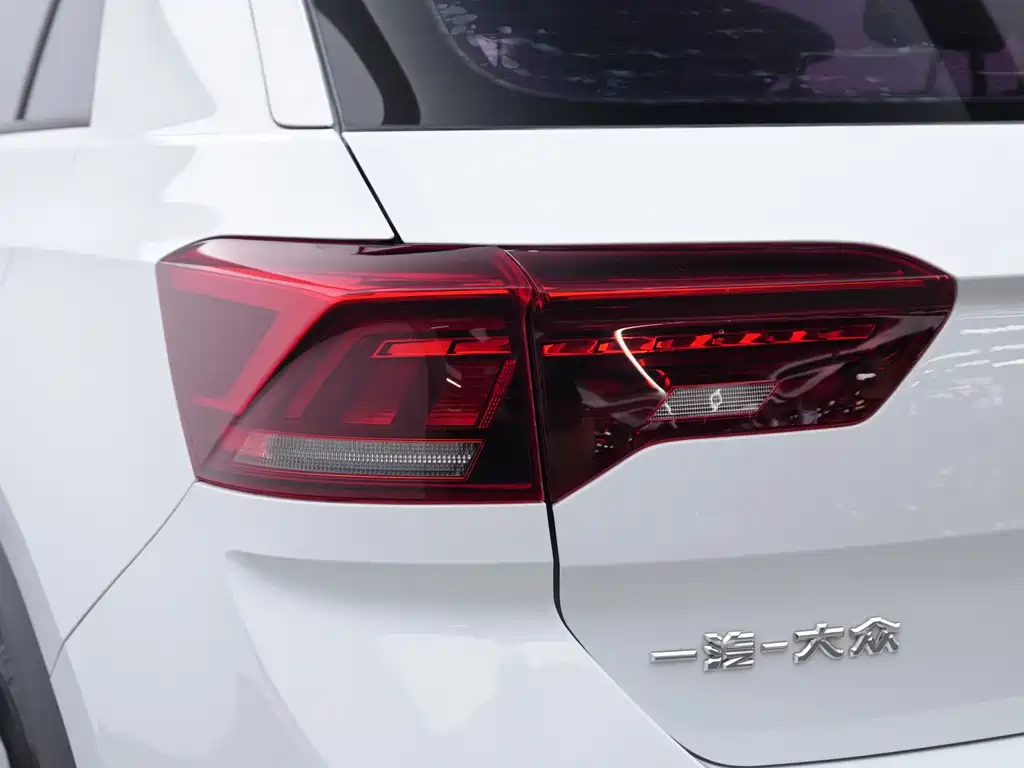 Volkswagen T-Roc 2021 — фото 7