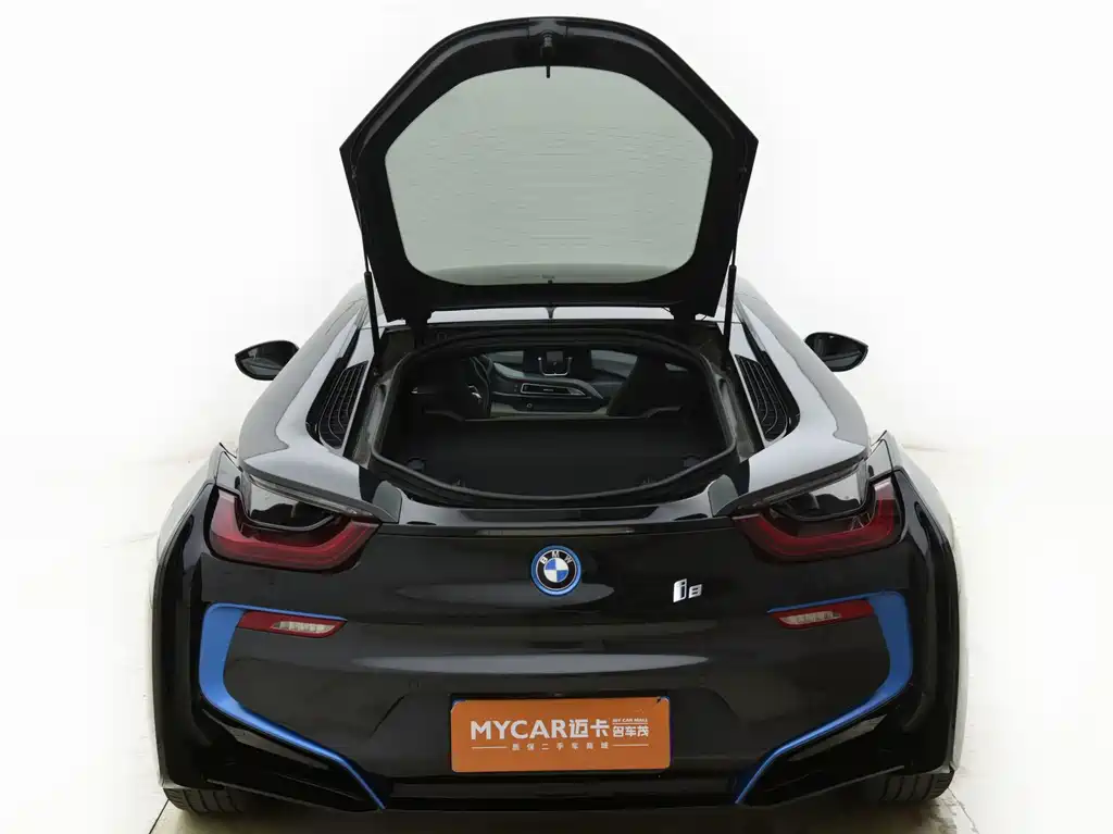 BMW i8 2018 — фото 27