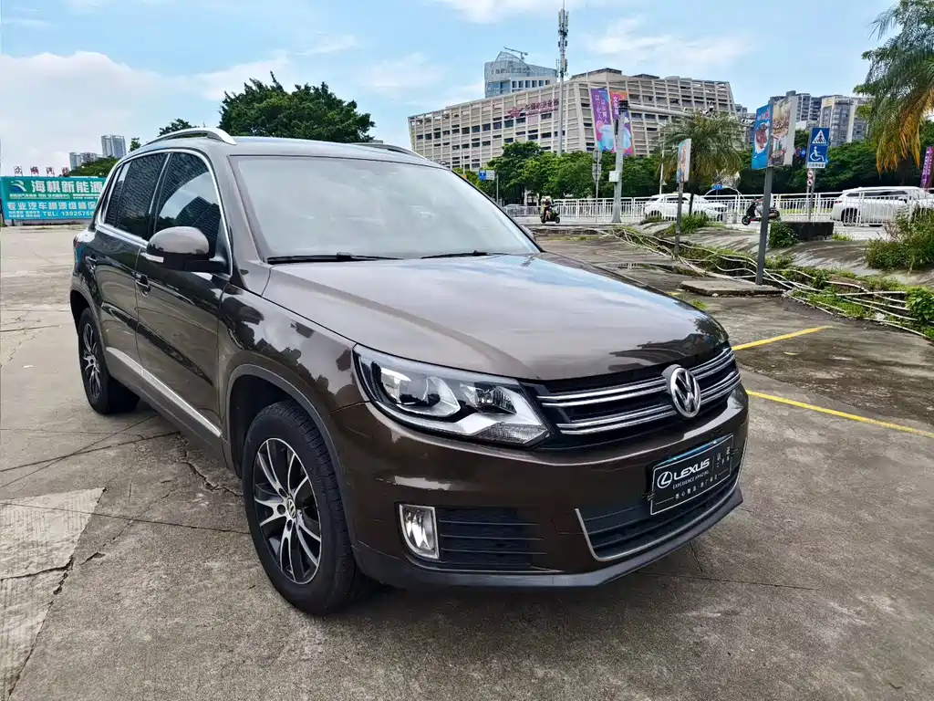 Volkswagen Tiguan 2015 — фото 3