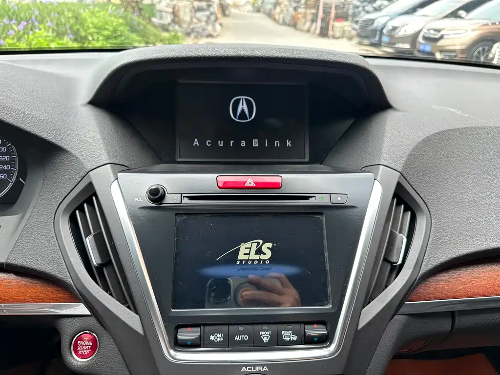Acura MDX 2015