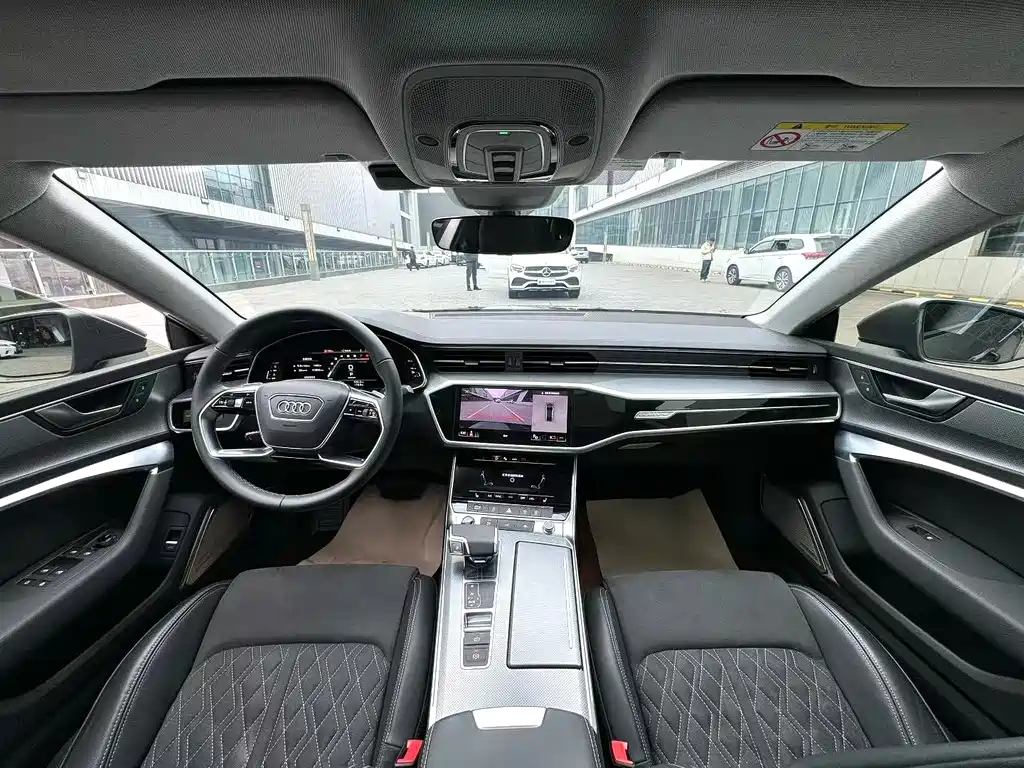 Audi A7L 2024 — фото 4