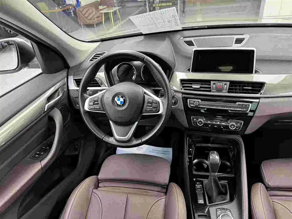 BMW X1 2019 — фото 5