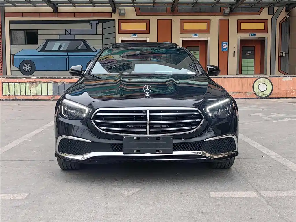 Mercedes-Benz E-Class 2022 — фото 2