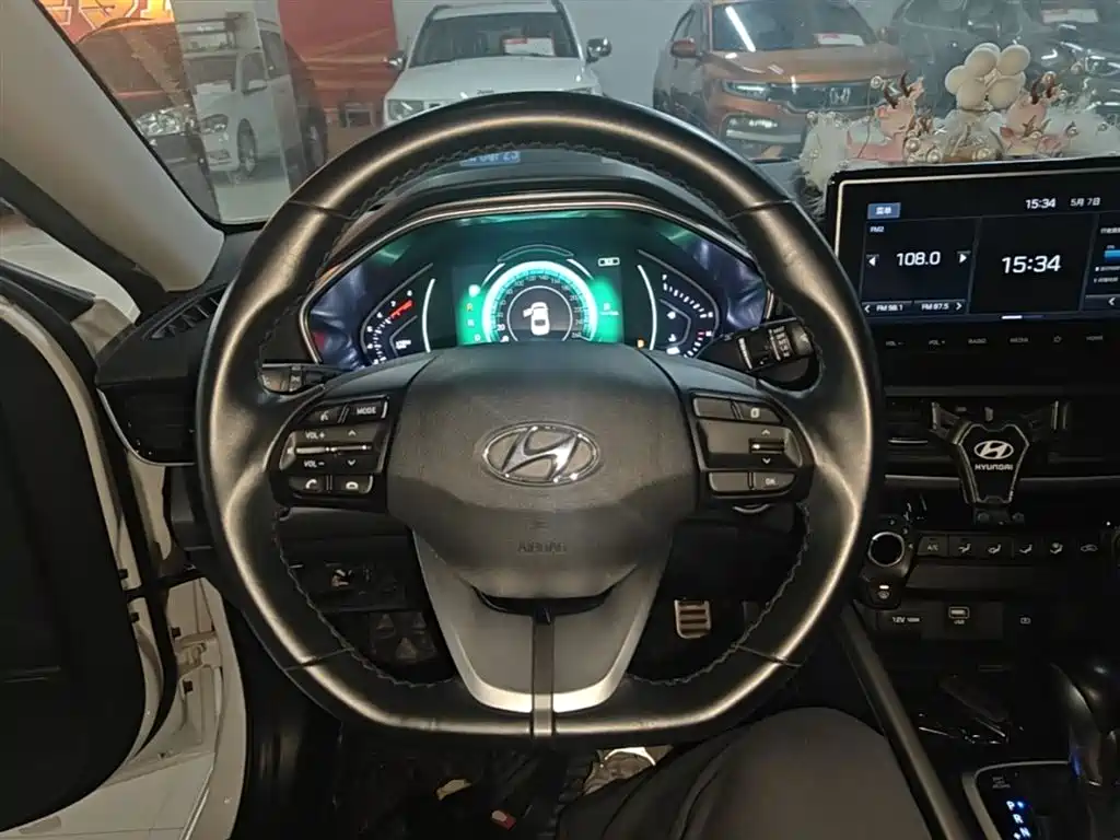 Hyundai Fista 2020 — фото 11