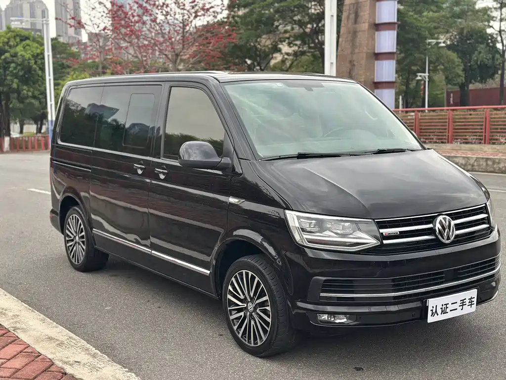 Volkswagen Multivan 2018 — фото 4