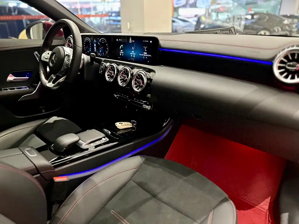 Mercedes-Benz CLA 2022 — фото 4