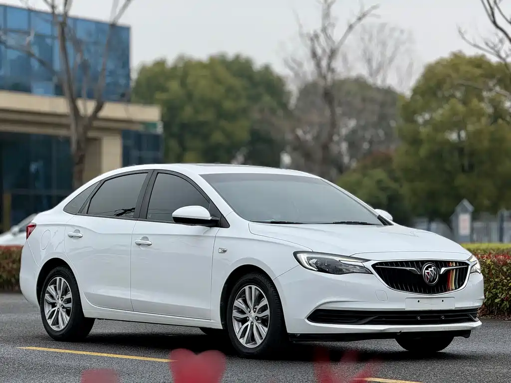 Buick Excelle 2020 — фото 3