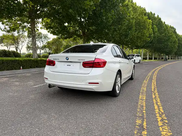 BMW 3 Series 2016