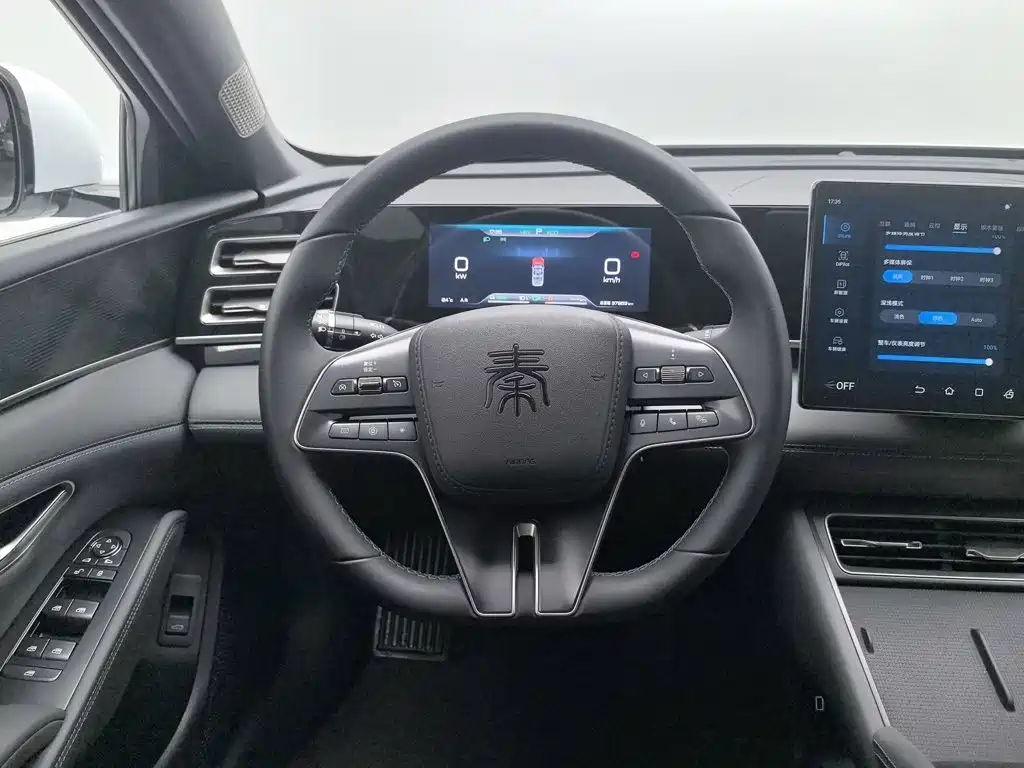 BYD Qin L 2025 — фото 11