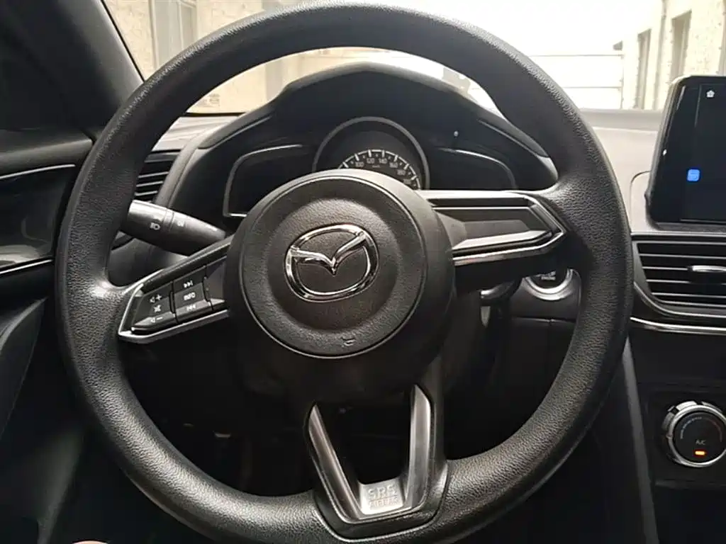 Mazda CX-4 2020 — фото 11
