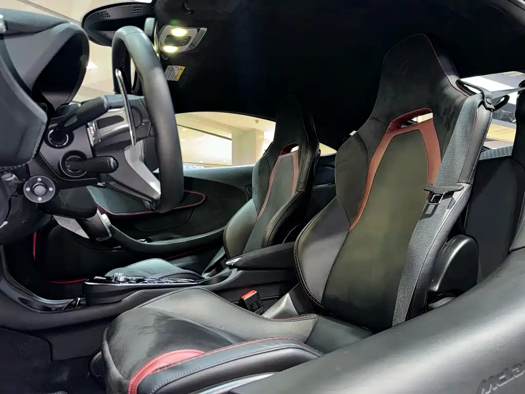 McLaren GT 2022 — фото 14