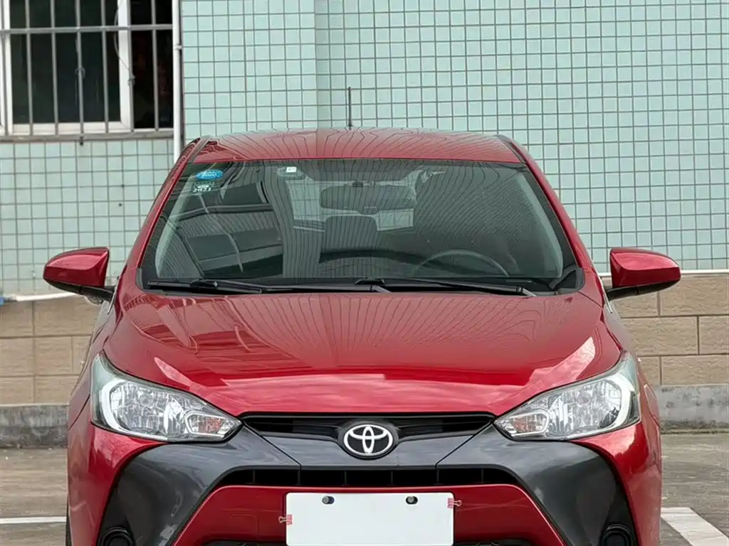 Toyota Yaris L 2019 — фото 3