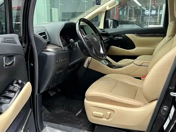 Toyota Vellfire 2021