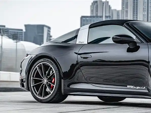 Porsche 911 2023