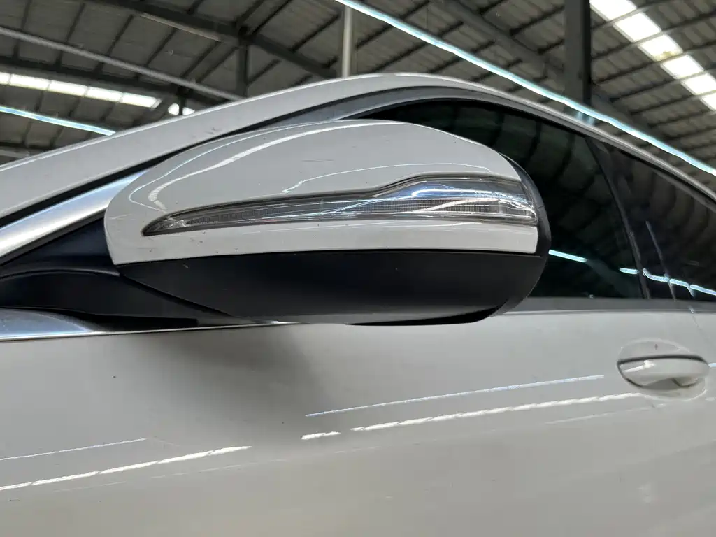 Mercedes-Benz C-Class 2019