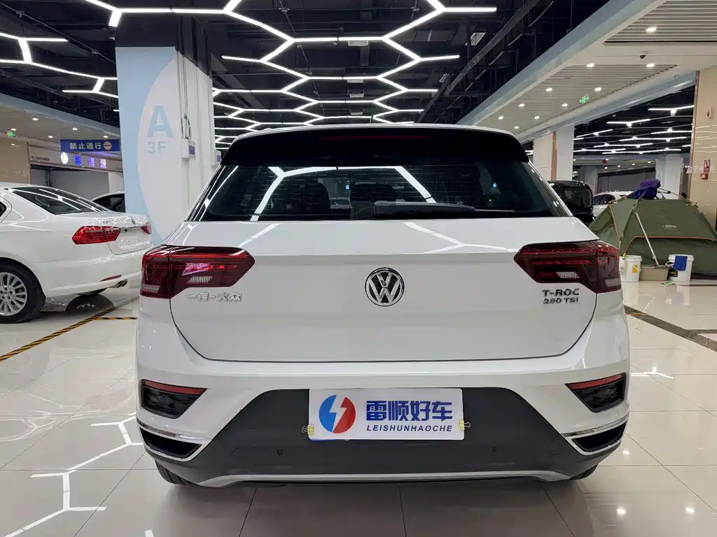 Volkswagen T-Roc 2020 — фото 5