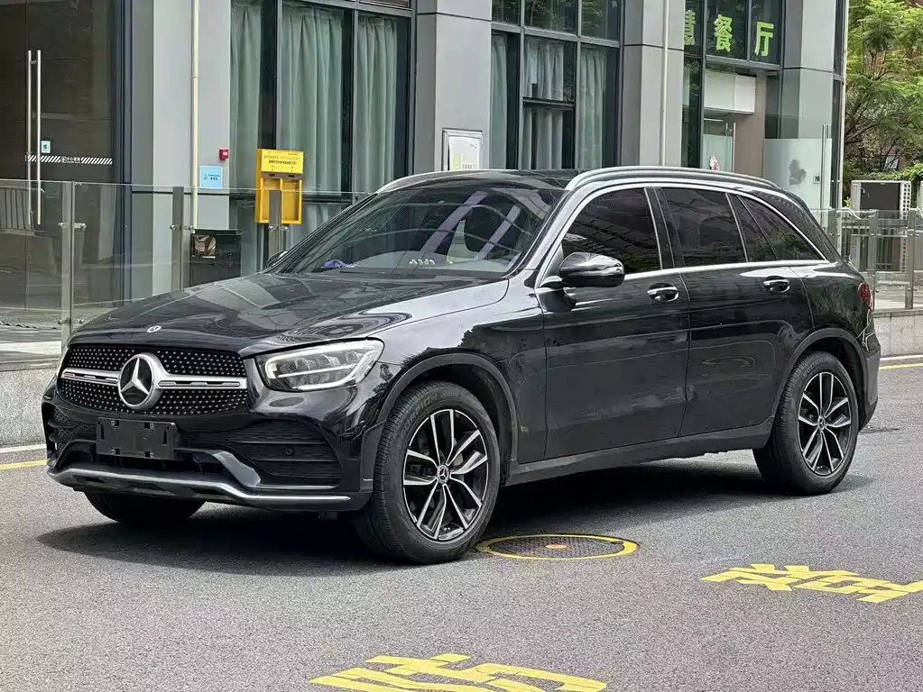 Mercedes-Benz GLC 2021 — фото 1