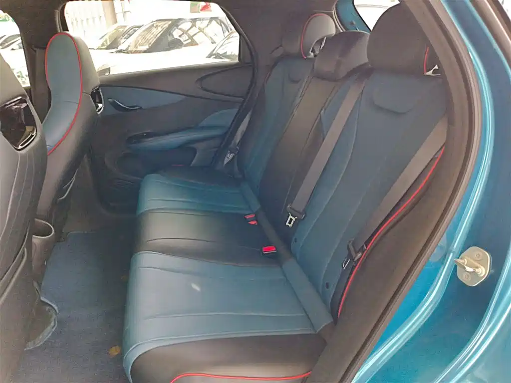 BYD Dolphin 2022 — фото 17