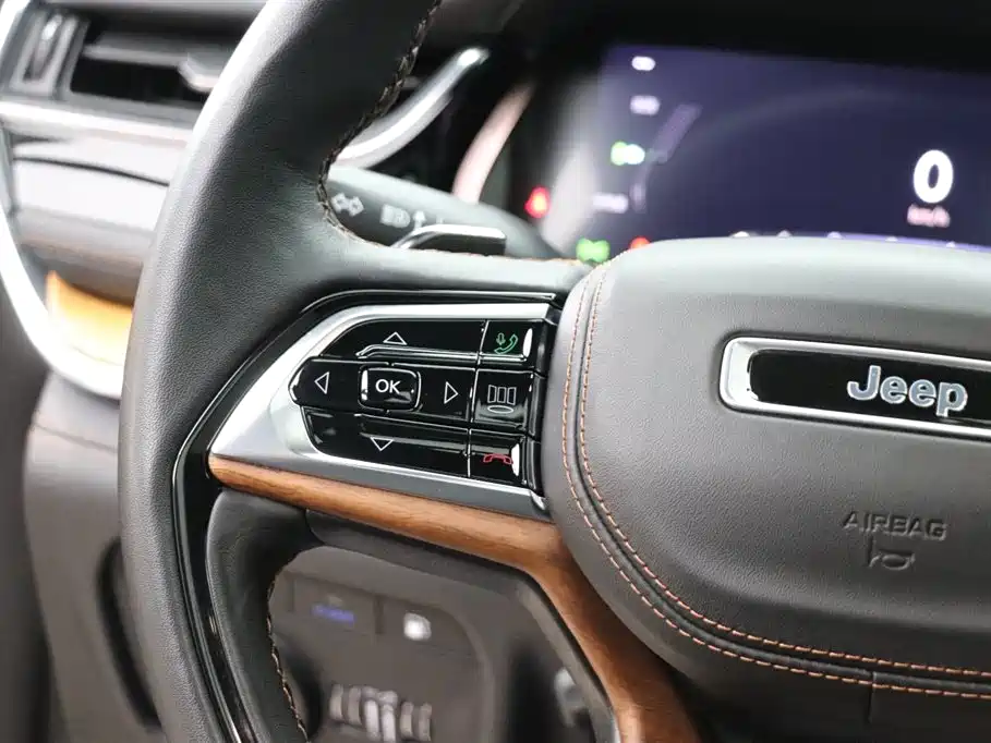 Jeep Grand Cherokee 4xe 2023 — фото 15
