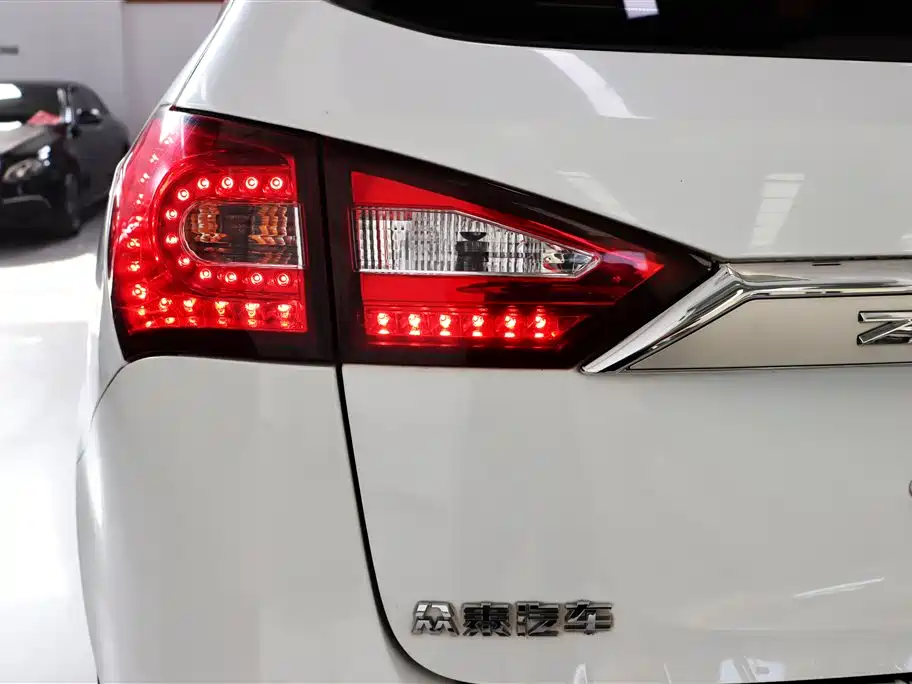Zotye T600 2016 — фото 24