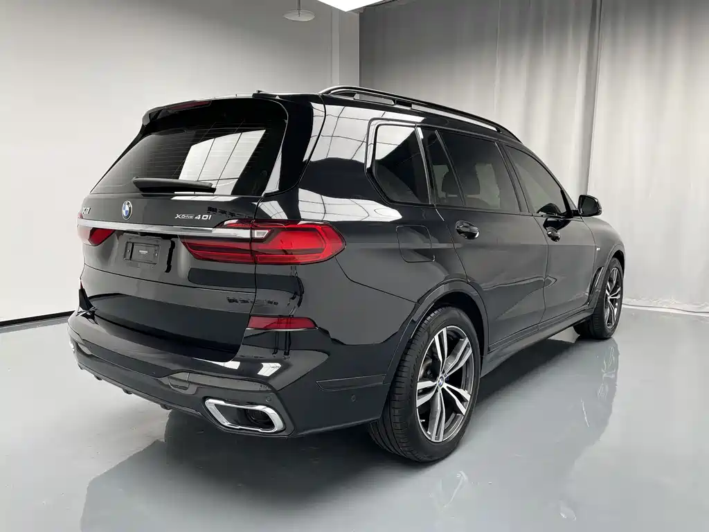 BMW X7 2021 — фото 14