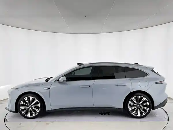 NIO ET5T 2024
