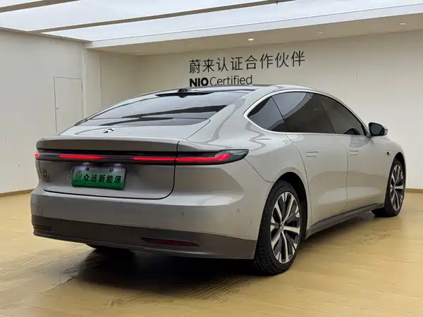 NIO ET7 2023