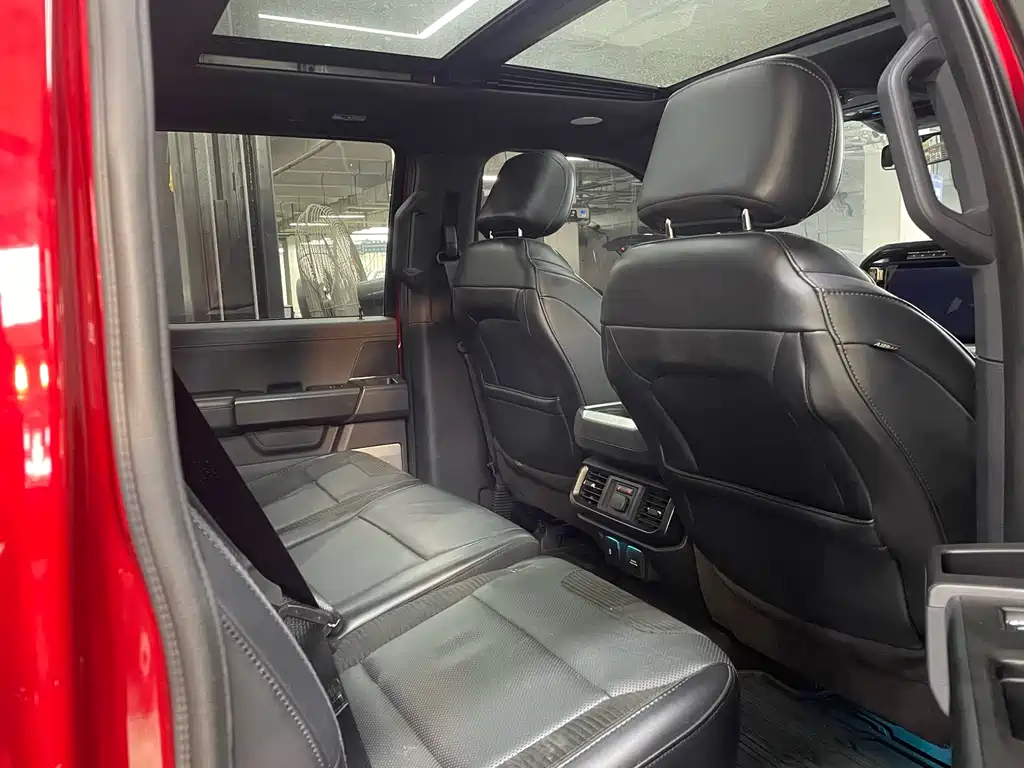 Ford F-150 Raptor 2023